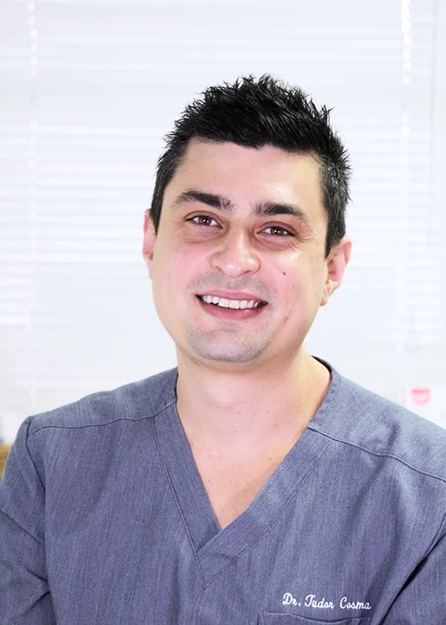 Echipa De Dentisti Romani In Londra La Cabinet Stomatologic Romanesc