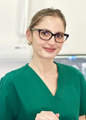Clinică Stomatologică Românească în Stratford Londra Cu Echipă Experimentată și Dedicată Confortului și încrederii Pacienților